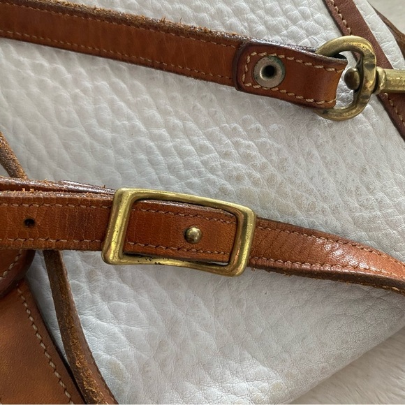 Vintage Dooney & Bourke White Leather Crossbody - Picture 9 of 12